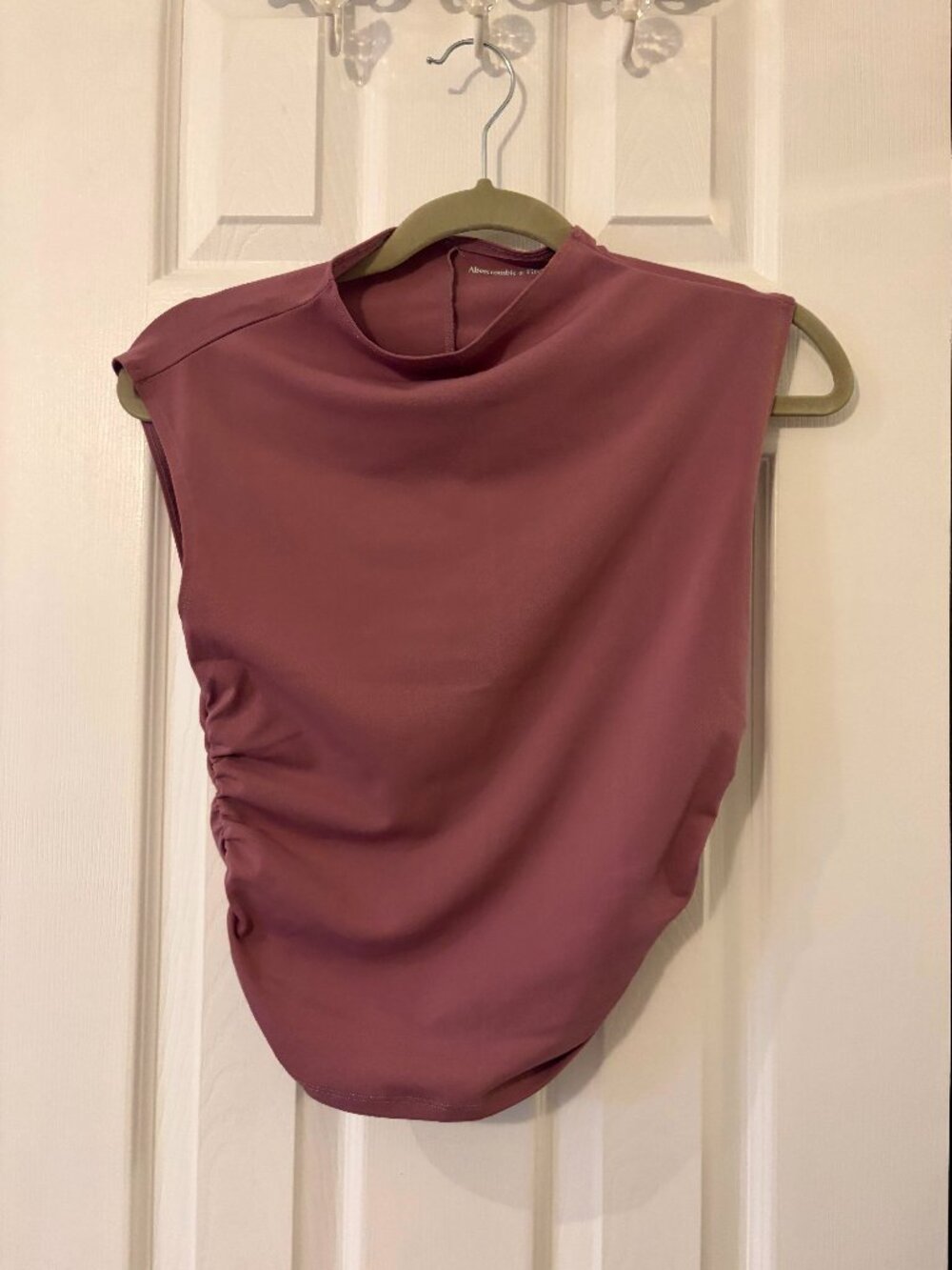 A&F Paloma Stretch Crepe Top - Purple Rose